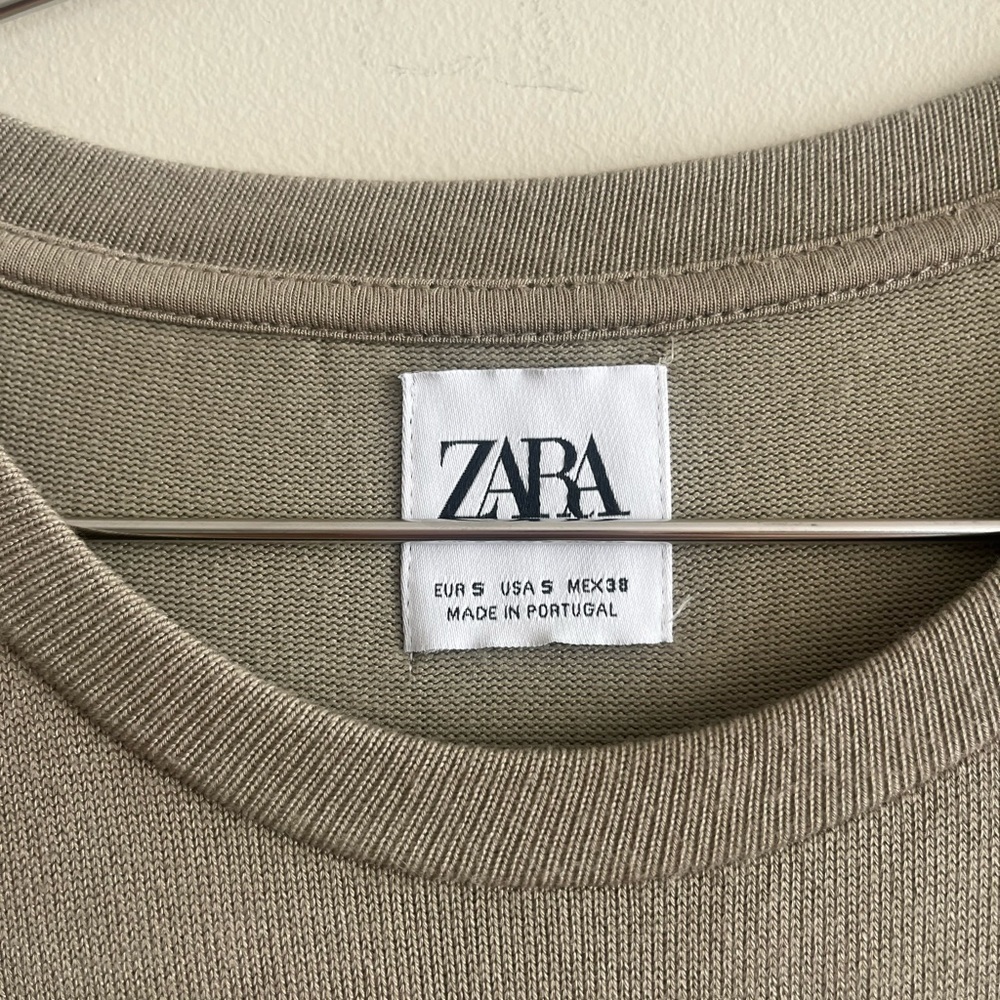 Zara Olive Green Knit Tshirt - Picture 2 of 9